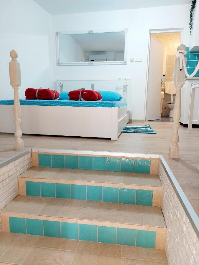 Sha La La - Charming, Unique Studio In A Historic Building Next To A Castle, Wifi, Smart Tv, Washer-Dryer บาการ์ ภายนอก รูปภาพ