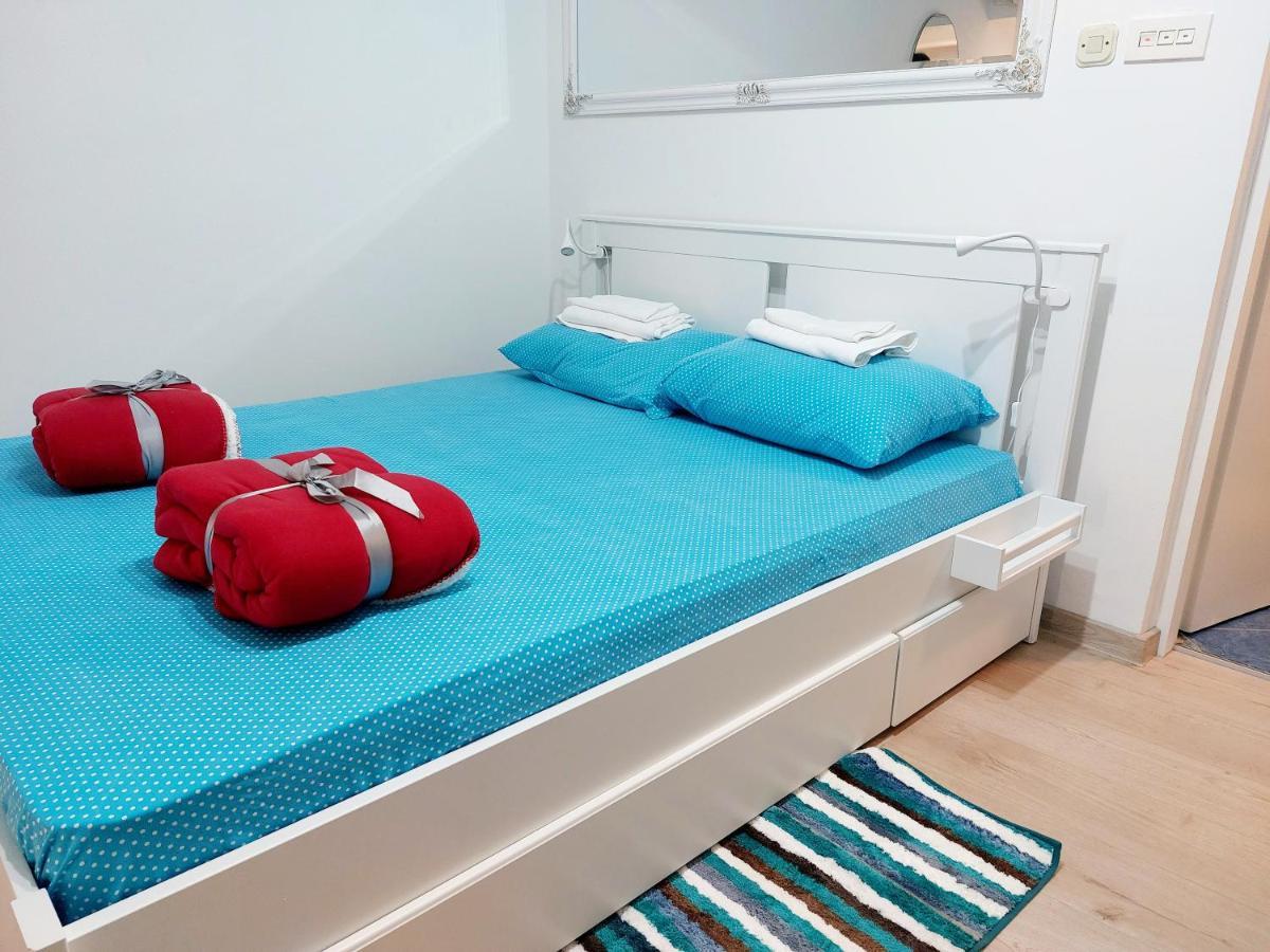 Sha La La - Charming, Unique Studio In A Historic Building Next To A Castle, Wifi, Smart Tv, Washer-Dryer บาการ์ ภายนอก รูปภาพ