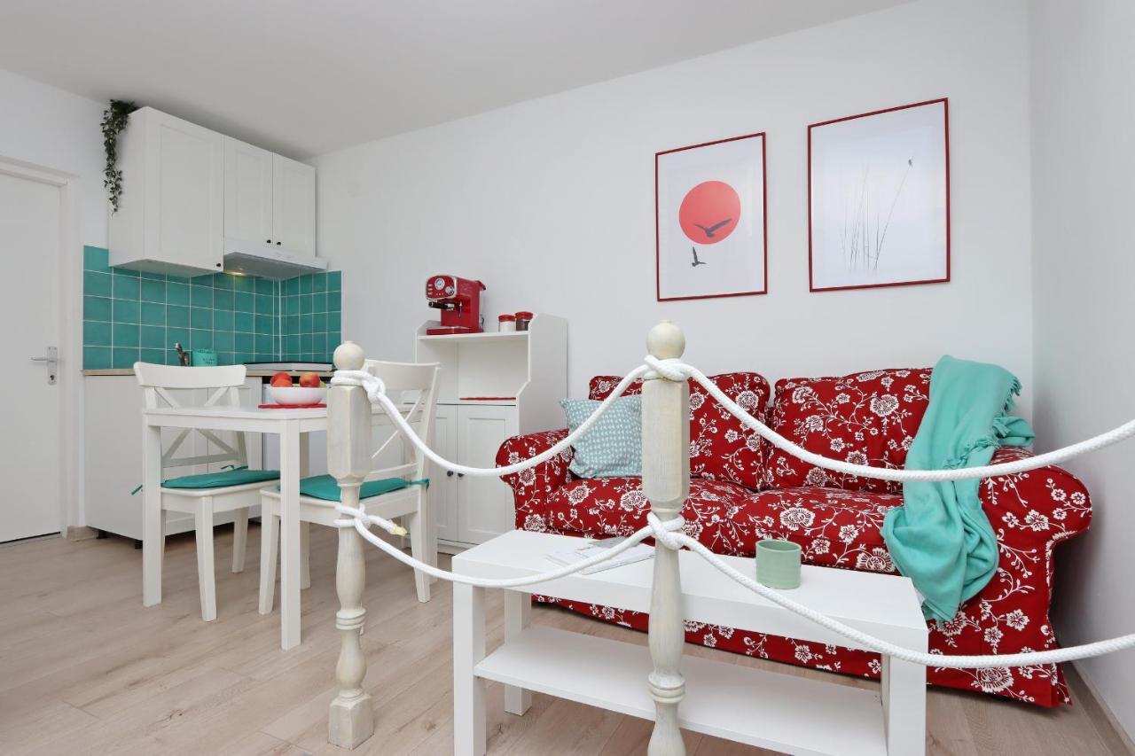 Sha La La - Charming, Unique Studio In A Historic Building Next To A Castle, Wifi, Smart Tv, Washer-Dryer บาการ์ ภายนอก รูปภาพ